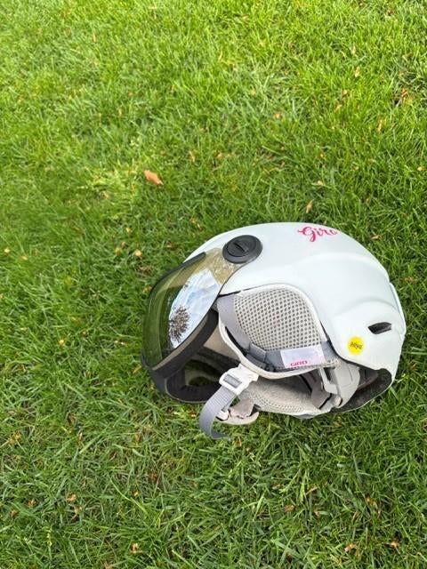 Ski snowboard helm Meisjes Wit Giro maat S, Overige merken, Overige typen, Ophalen of Verzenden, Zo goed als nieuw