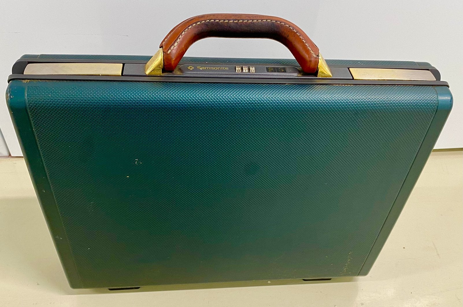 Vintage Samsonite Attachékoffer Groen – Jaren 90, Ophalen of Verzenden, Zo goed als nieuw, Leer, Minder dan 50 cm