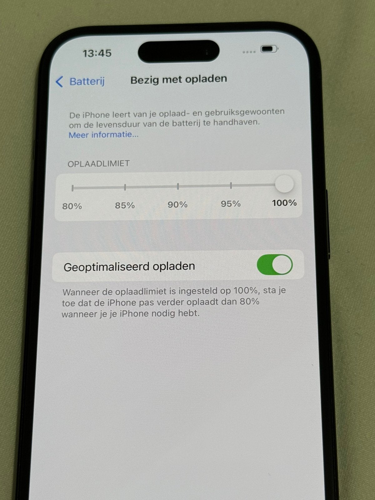 Foto 11 van iPhone 15 256GB Zwart - Zo Goed Als Nieuw