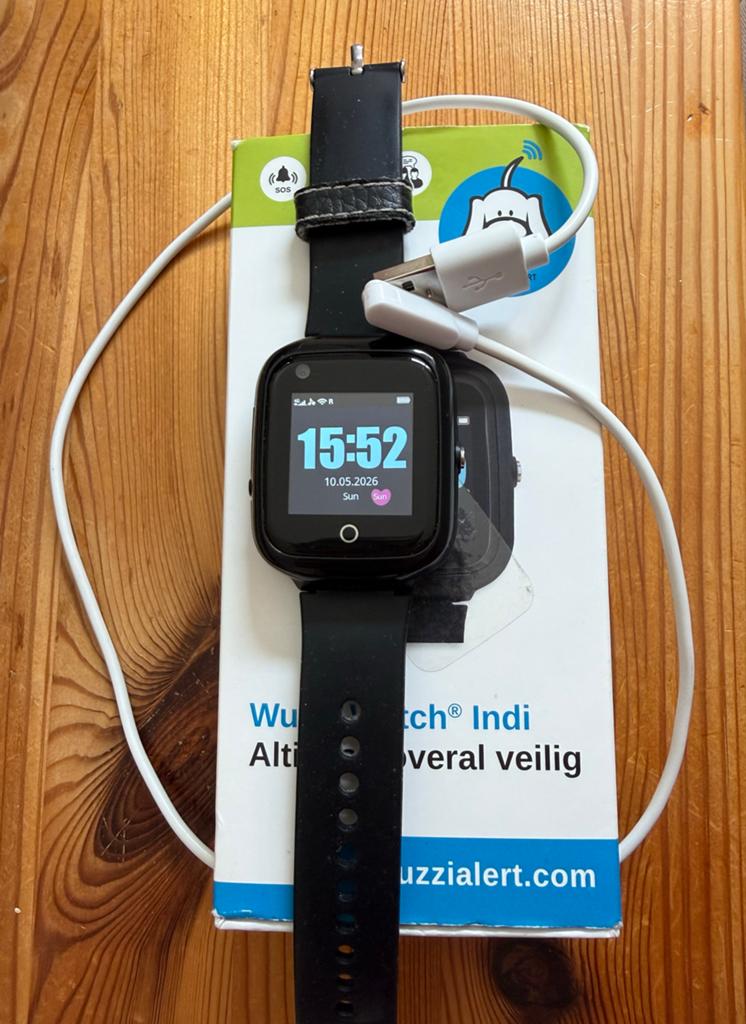Wuzzi Alert Smartwatch - Veiligheid om de pols, Zwart, Ophalen of Verzenden, Zo goed als nieuw, Waterdicht