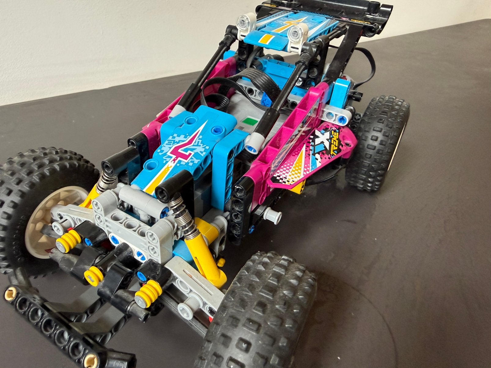 LEGO Technic Terreinbuggy 42124, Ophalen, Zo goed als nieuw