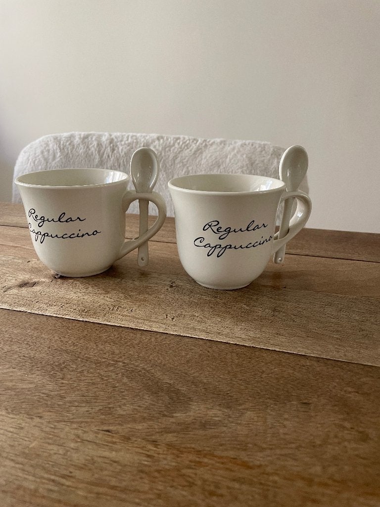 Rivièra Maison 2 cappuccino bekers, Keramiek, Ophalen of Verzenden, Zo goed als nieuw, Overige stijlen