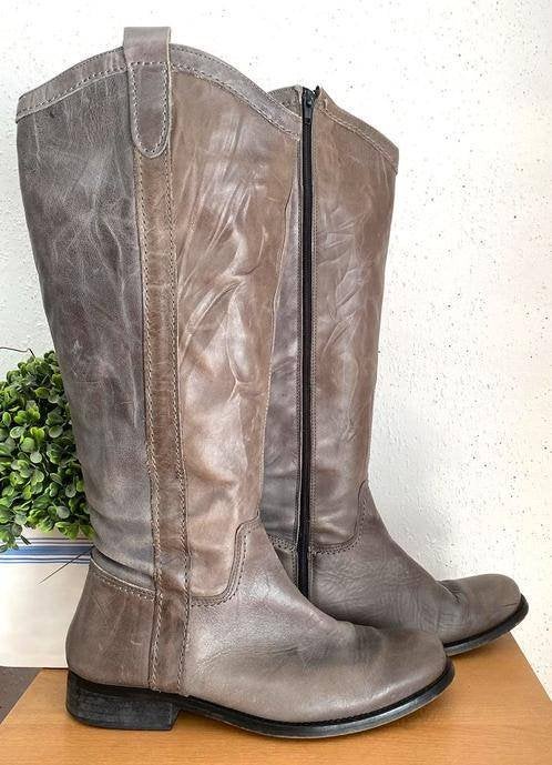 2nice taupe kleur laarzen maat 41