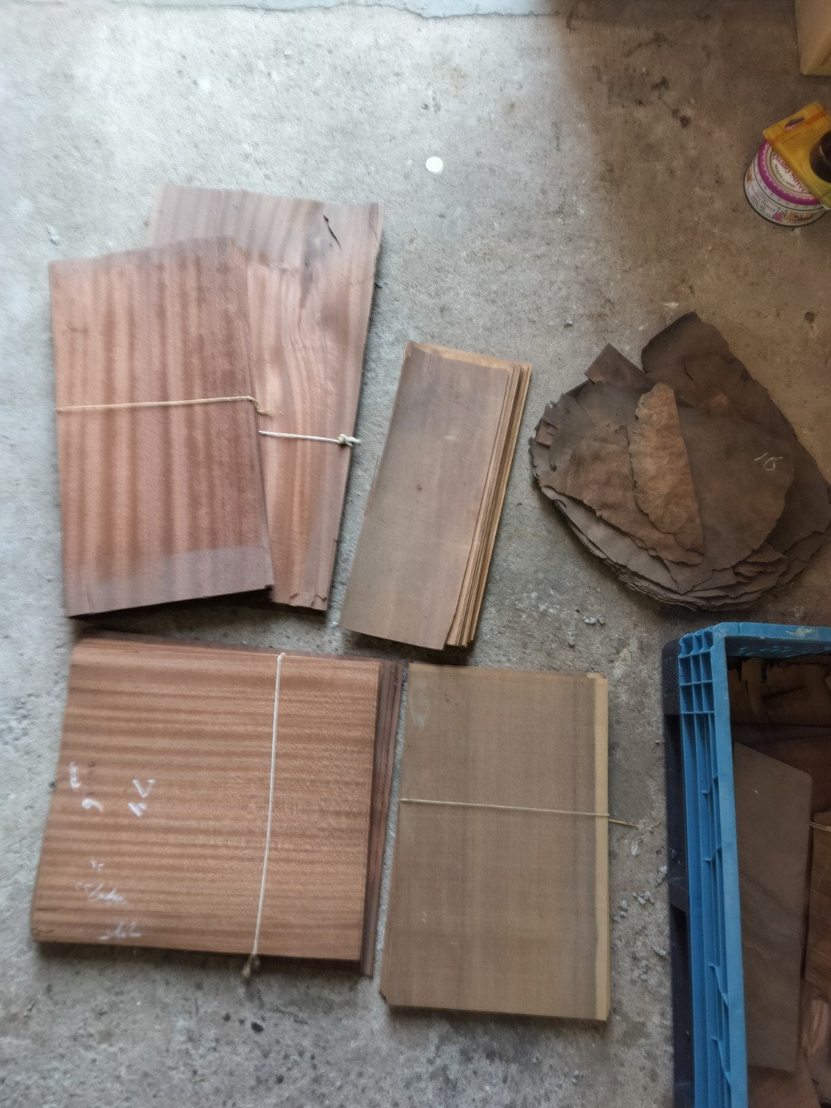 fineer hout, Ophalen, Minder dan 25 mm, Plank, Minder dan 200 cm