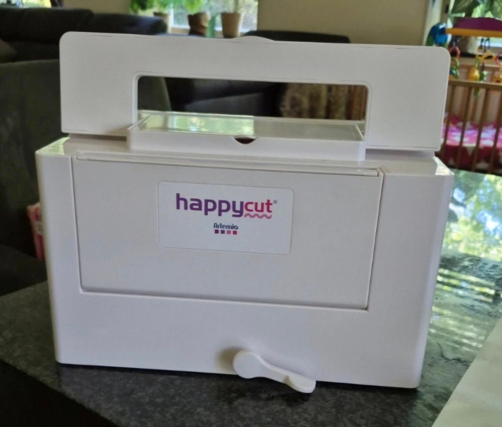 Happycut snijmachine - Artemio snij- en embossingmachine, Geschikt voor karton, Gebruikt, Overige thema's, Ophalen of Verzenden