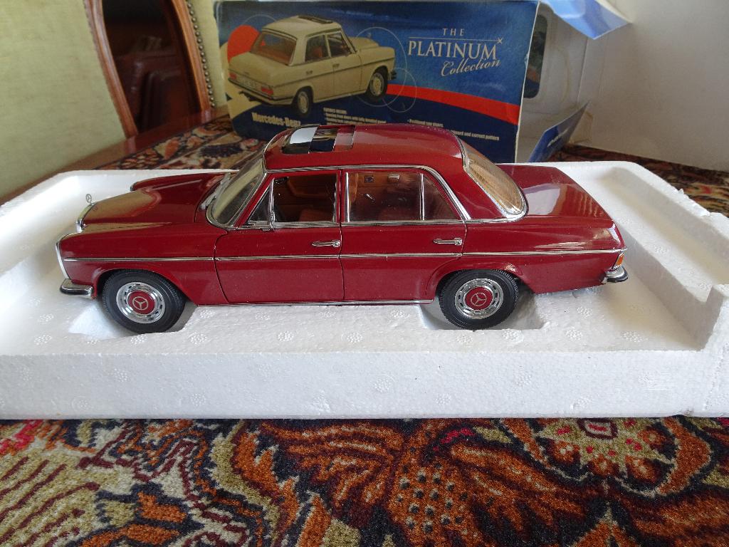 MERCEDES BENS  W 115 STRICH 8 SUN STAR  PLATIUM, Ophalen of Verzenden, Zo goed als nieuw, Auto, Sun Star