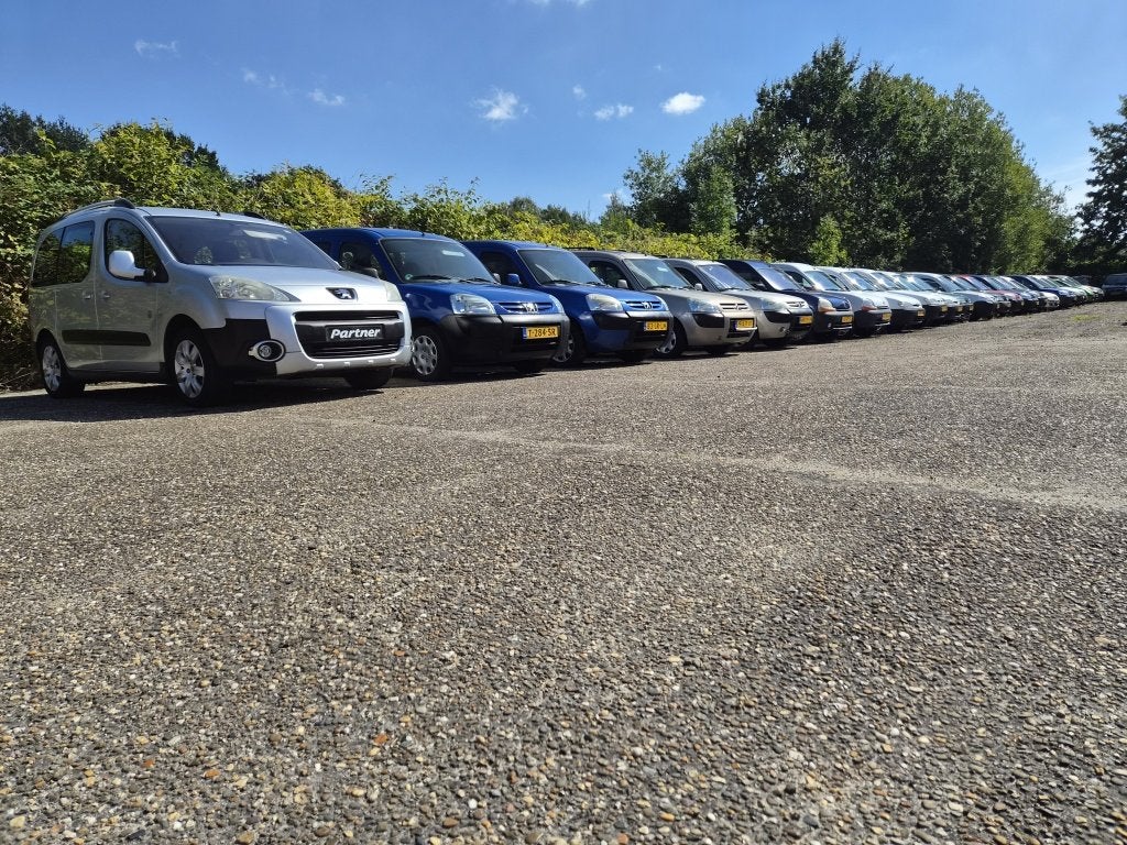 +-50X Citroen berlin Peugeot partner Diesel & Benzine, Auto's, Gebruikt, 4 cilinders, Citroën, Origineel Nederlands