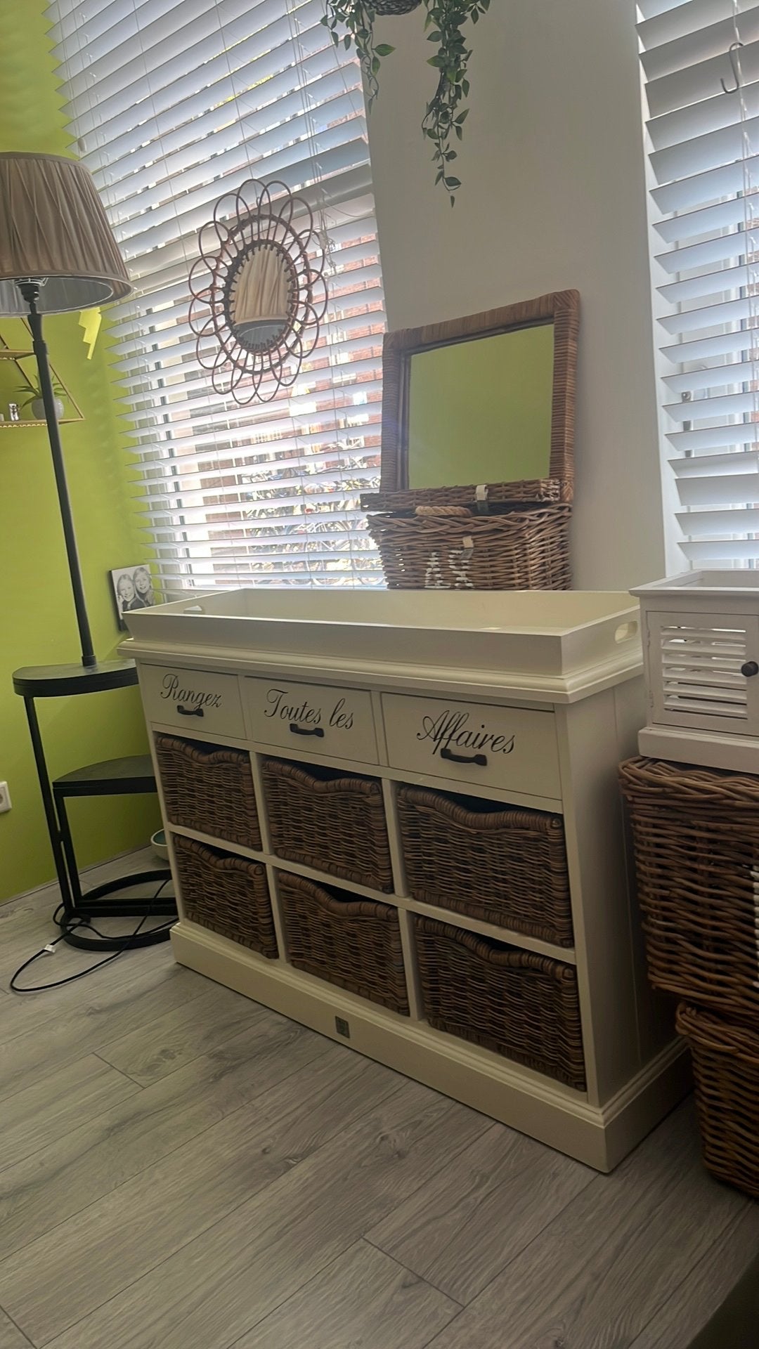 Riviera Maison dressoir + RM lamp  (nwpr € 1200 ), Huis en Inrichting, Ophalen, Gebruikt, 100 tot 150 cm, Alom