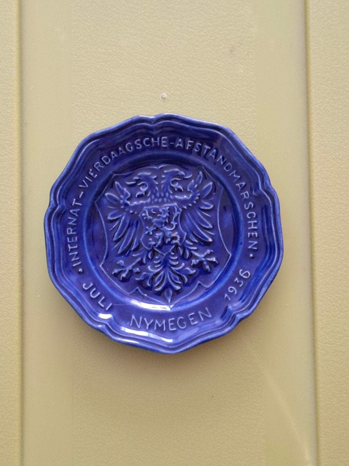klein bordje vierdaagse 1936, Ophalen of Verzenden, Servies