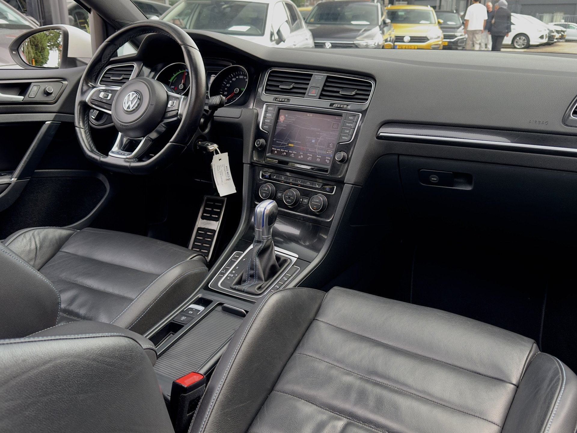 Volkswagen Golf 1.4 TSI GTE AUT6 PANODAK LEDER NAVI CAMERA P, Gebruikt, Euro 6, 4 cilinders, 150 pk