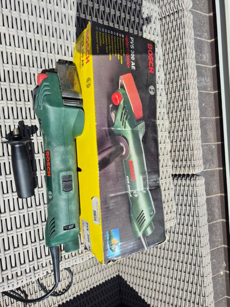 Bosch PVS 300 AE Bandschuurmachine - Zo goed als nieuw, Ophalen of Verzenden, Zo goed als nieuw, Minder dan 600 watt, Bandschuurmachine