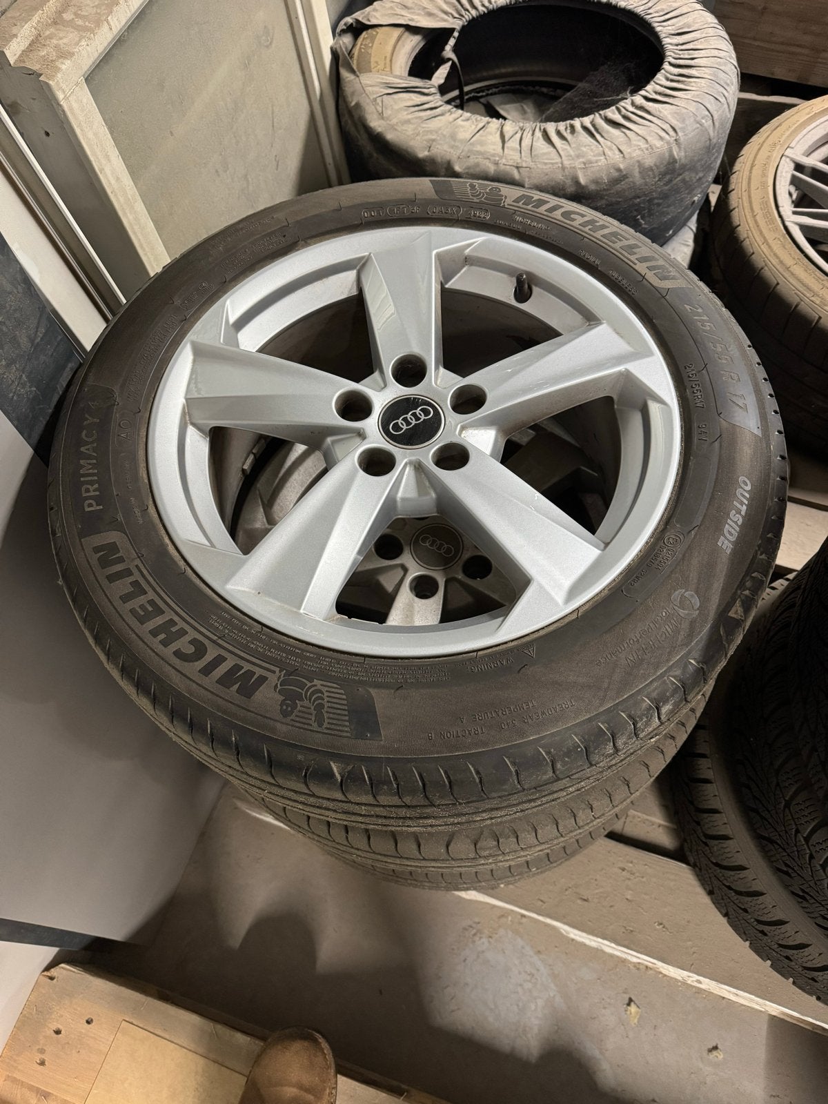 17 inch Velgen met banden voor Audi Q2, Ophalen, Banden en Velgen, 17 inch, Personenwagen