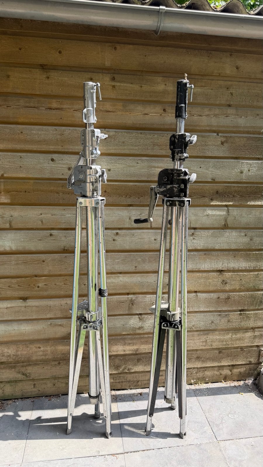 Set van 2 professionele wind up statieven, Ophalen, Gebruikt