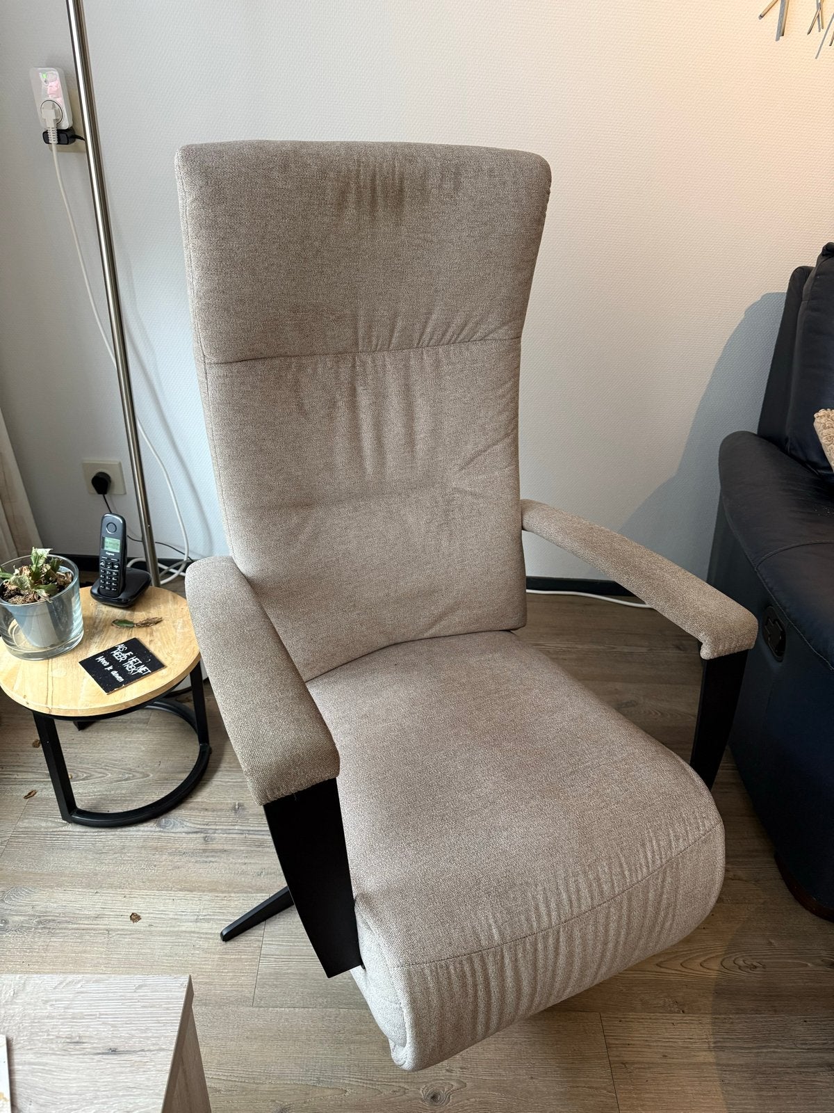 Elektrisch verstelbare relaxfauteuil - Stof - Comfortabel, Ophalen, Gebruikt, 75 tot 100 cm, Stof