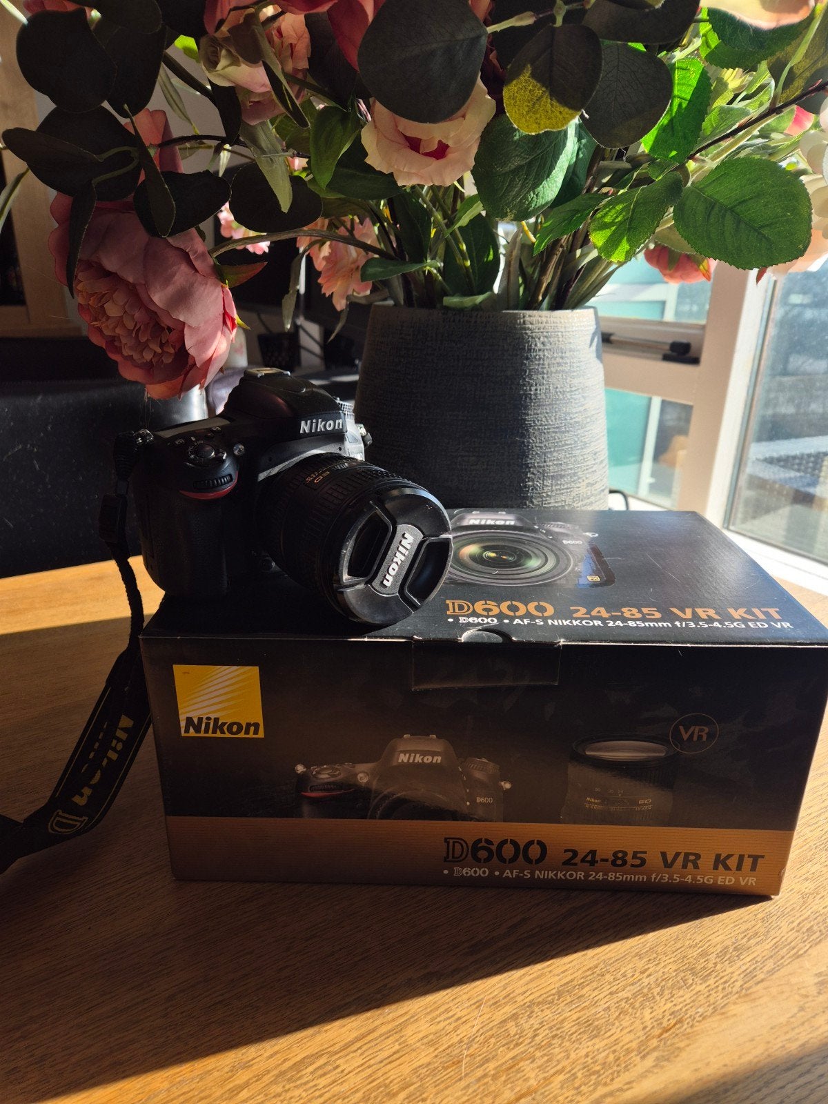 Nikon D600 24-85 VR KIT, Audio, Tv en Foto, Fotocamera's Digitaal, Ophalen of Verzenden, Nikon, Geen optische zoom