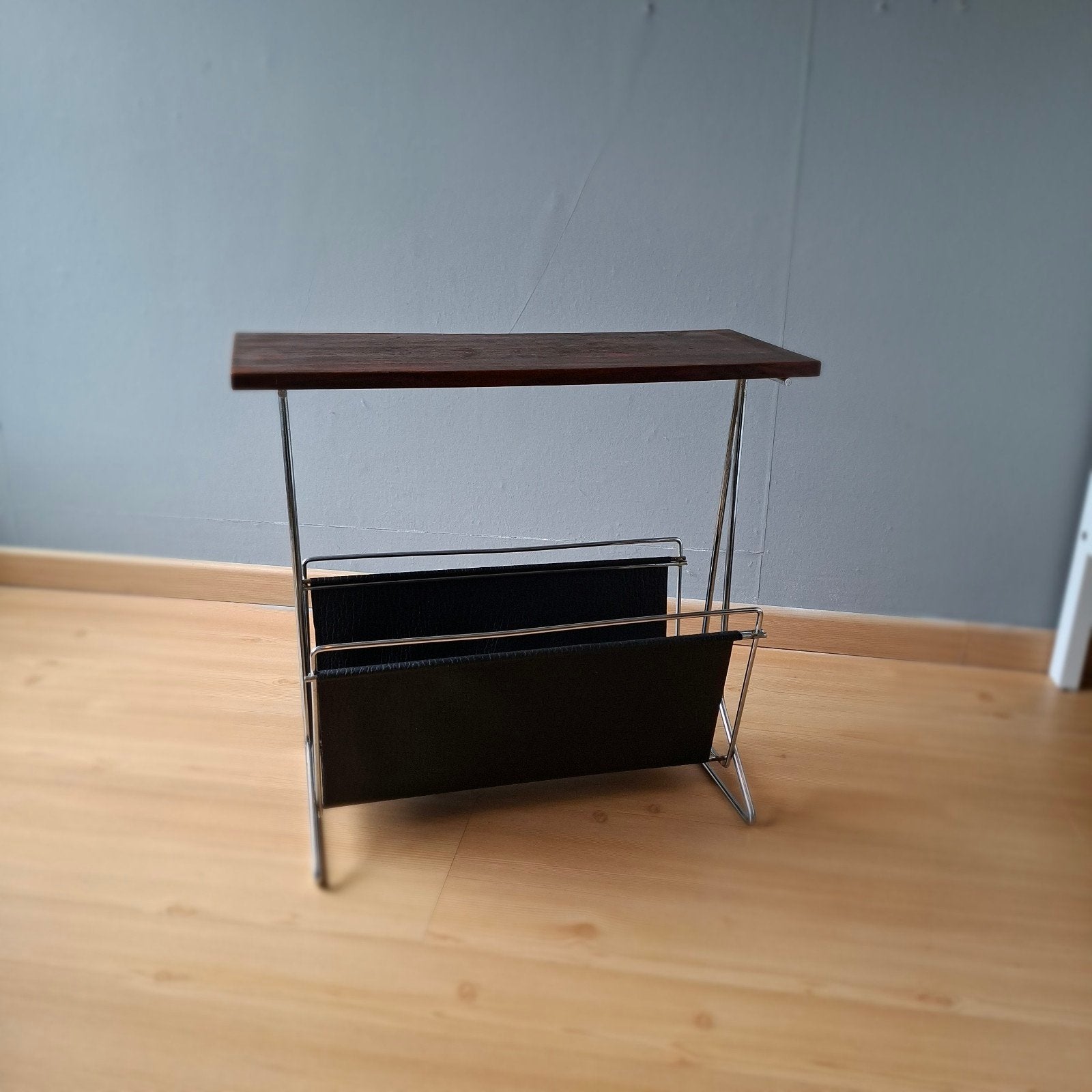 vintage bijzettafel met lectuurbak, Ophalen, Gebruikt, Hout