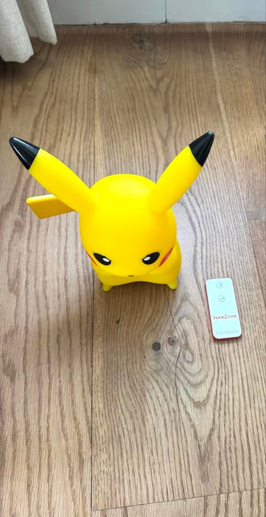 Pikachu lamp met afstandsbediening - perfecte staat, Ophalen of Verzenden, Zo goed als nieuw