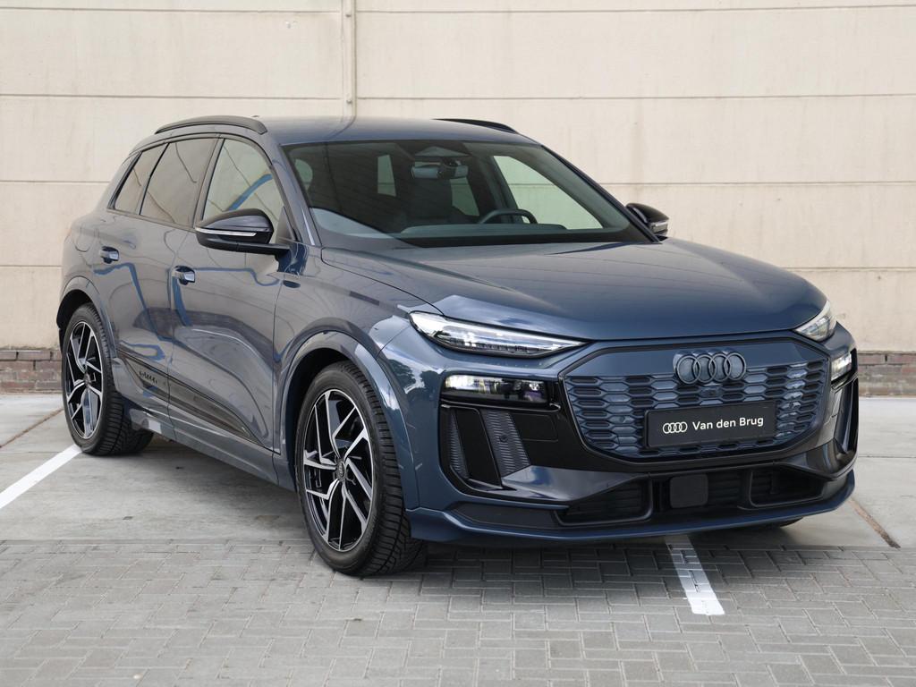 Audi Q6 e-tron S edition performance 100 kWh | Luchtvering |, Auto's, Audi, Gebruikt, 2000 kg, Blauw, Leder en Stof