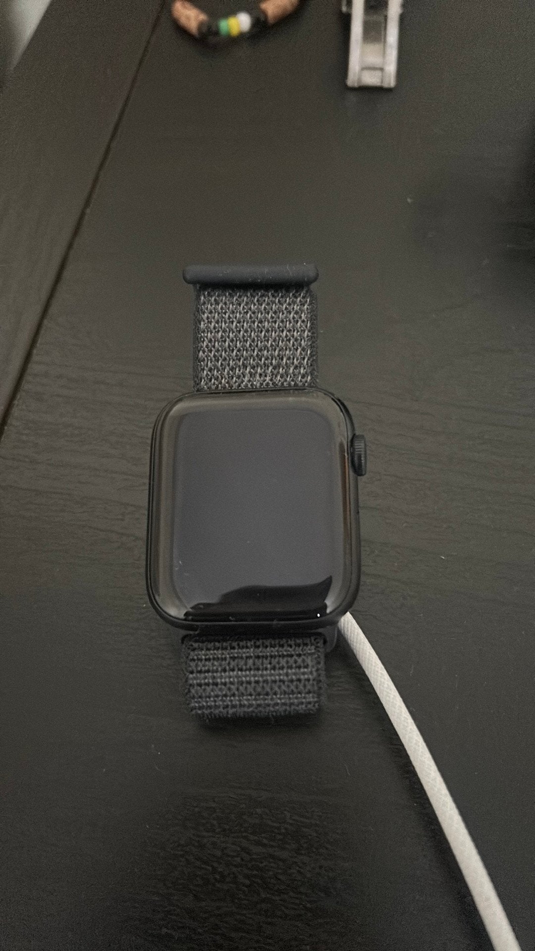 Apple watch SE3 midnight aluminium case/dark grey sport loop, Ophalen, Nieuw, Grijs, IOS