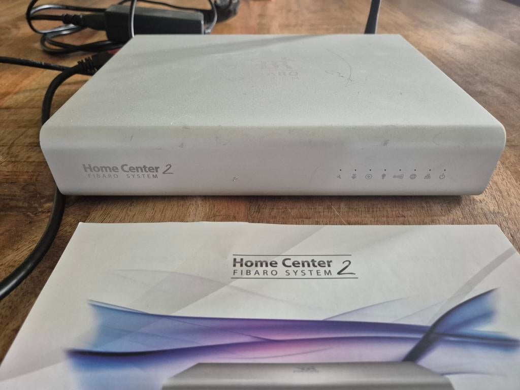 Fibaro system home center 2, Ophalen of Verzenden, Gebruikt, Fibaro