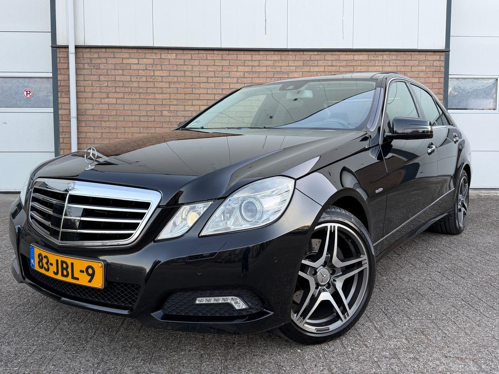Mercedes-Benz E-Klasse E350 CDI AUT 2009 Zwart vol opties, Auto's, Automaat, Euro 5, Achterwielaandrijving, Zwart