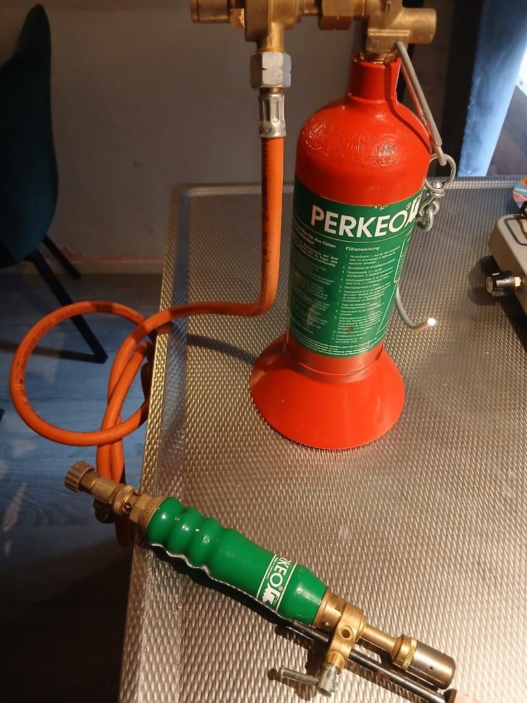 Perkeo soldeerbrander met gasfles, Doe-het-zelf en Verbouw, Ophalen of Verzenden, Gebruikt, Minder dan 150 ampère, Overige typen