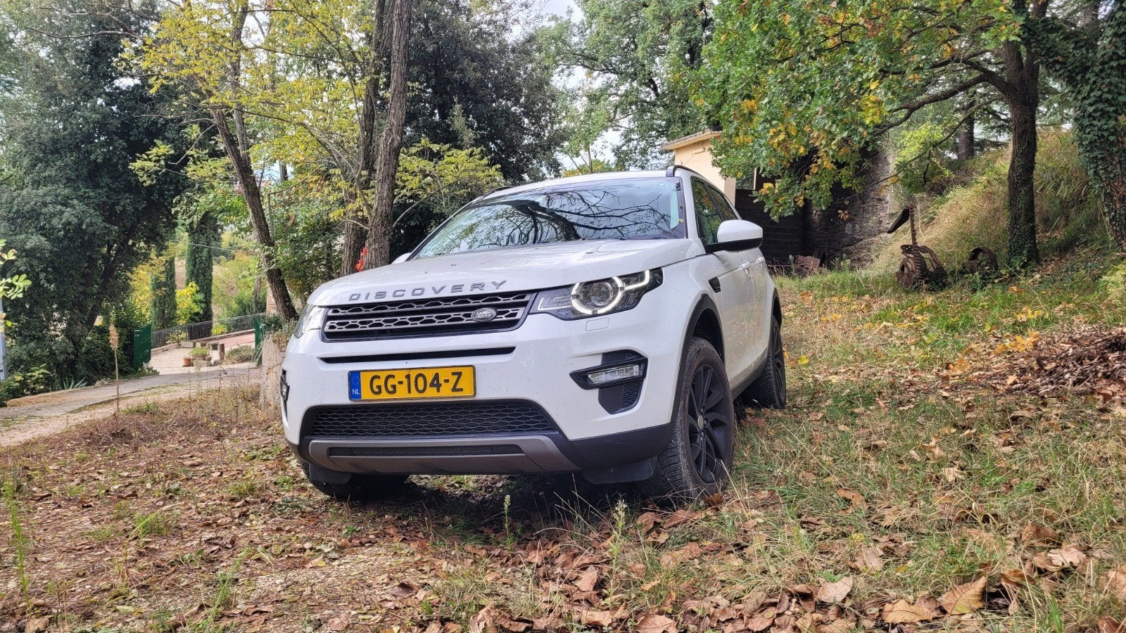 Land Rover Discovery Sport 2.2 TD4 4WD Aut9 2015 Wit, Automaat, Euro 5, Zwart, 4 cilinders