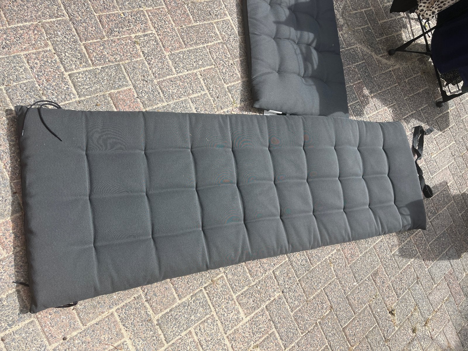Grijze tuinkussen voor bank of ligbed ikea hallo, Tuin en Terras, Ophalen, Zo goed als nieuw