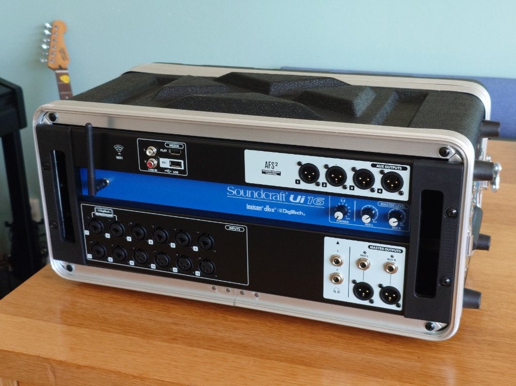 Soundcraft Ui16 Rackmixer, Ophalen, Zo goed als nieuw, 10 tot 20 kanalen, Microfooningang