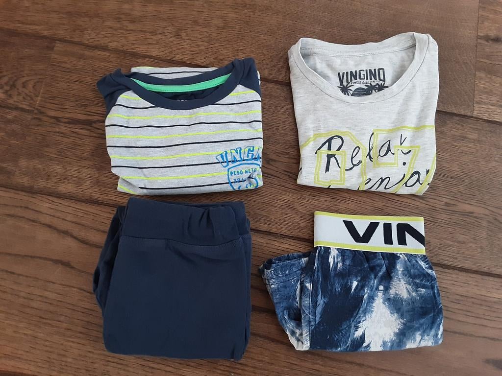 Vingino pyjama en shortama maat 98 104, Ophalen of Verzenden, Jongen, Nacht- of Onderkleding