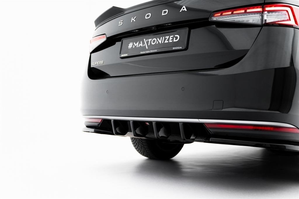Maxton Design Skoda Superb Mk4 Central Rear Valance Spoiler, Verzenden, Automotive Parts, A.parts@hotmail.nl, Trasmolenlaan 12 3447 GZ Woerden