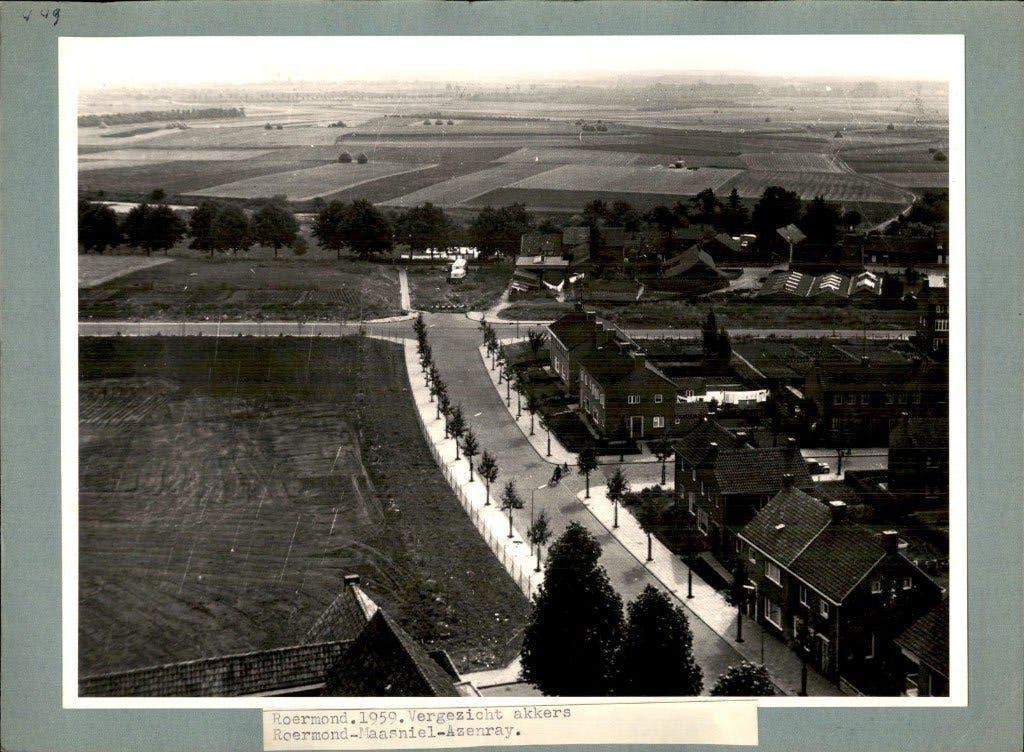 Roermond - Maasniel - Assenray - Panorama - Foto - 1959, Verzenden, 1940 tot 1960, Limburg