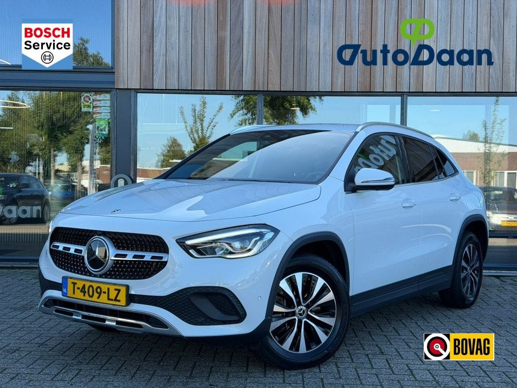 Mercedes-Benz GLA 250 e Luxury Line | Trekhaak | Carplay | A, Automaat, 4 cilinders, 16 kWh, Wit