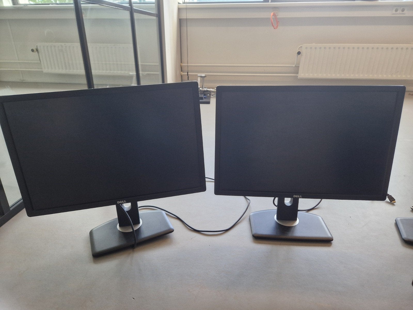 Dell monitoren, Computers en Software, Monitoren, Kantelbaar, HDMI, Full HD, Zo goed als nieuw