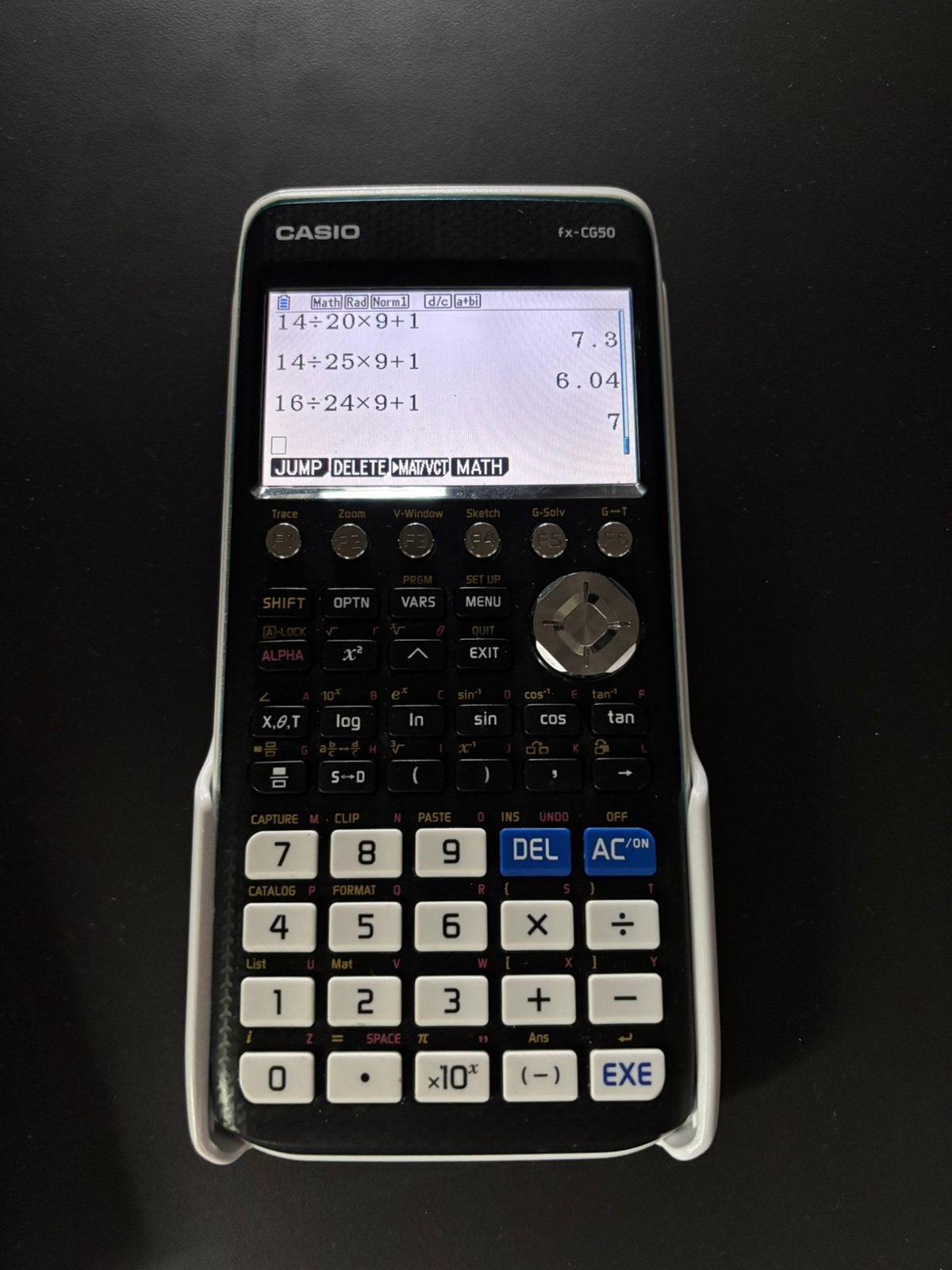 Casio fx-CG50 zo goed als nieuw, Diversen, Rekenmachines, Ophalen of Verzenden, Zo goed als nieuw