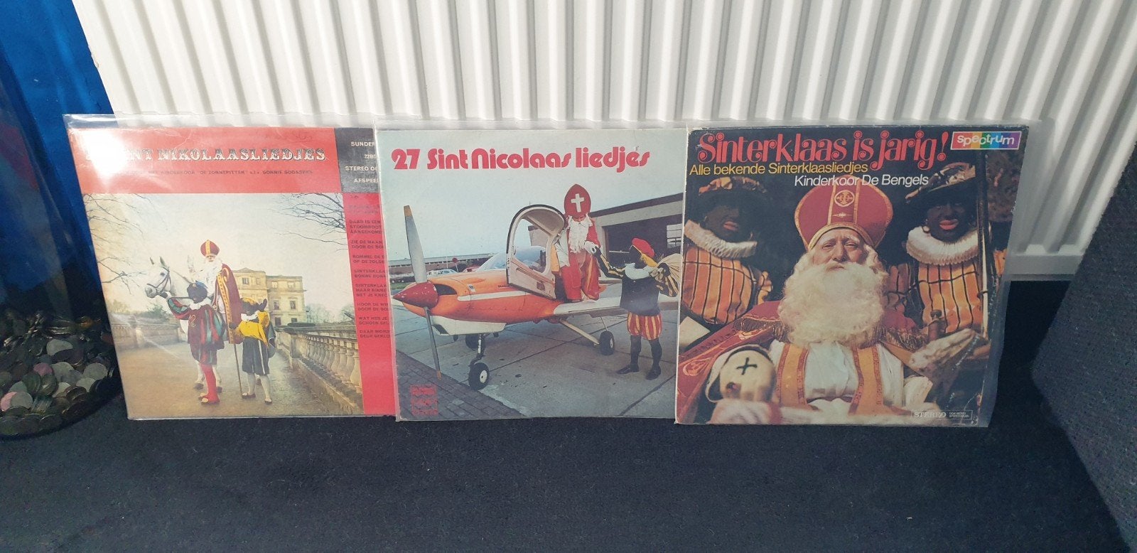 Sinterklaas elpees, Ophalen