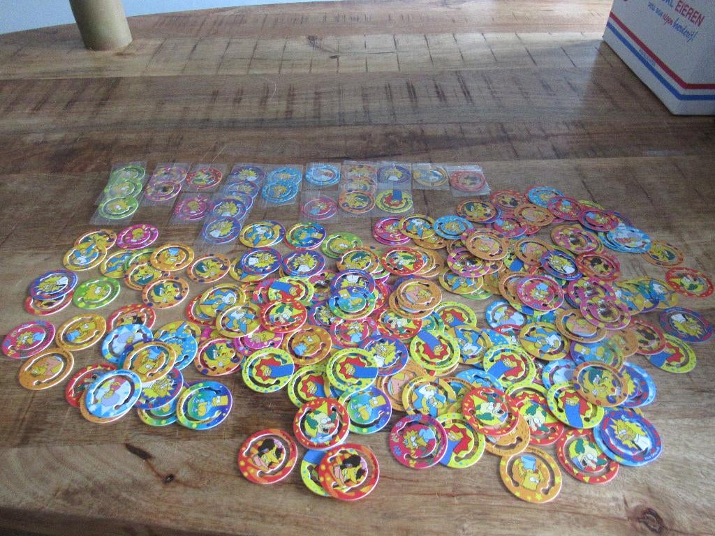 231 losse The simpsons clippo's flippo's paperclip smiths, Ophalen of Verzenden, Losse flippo's