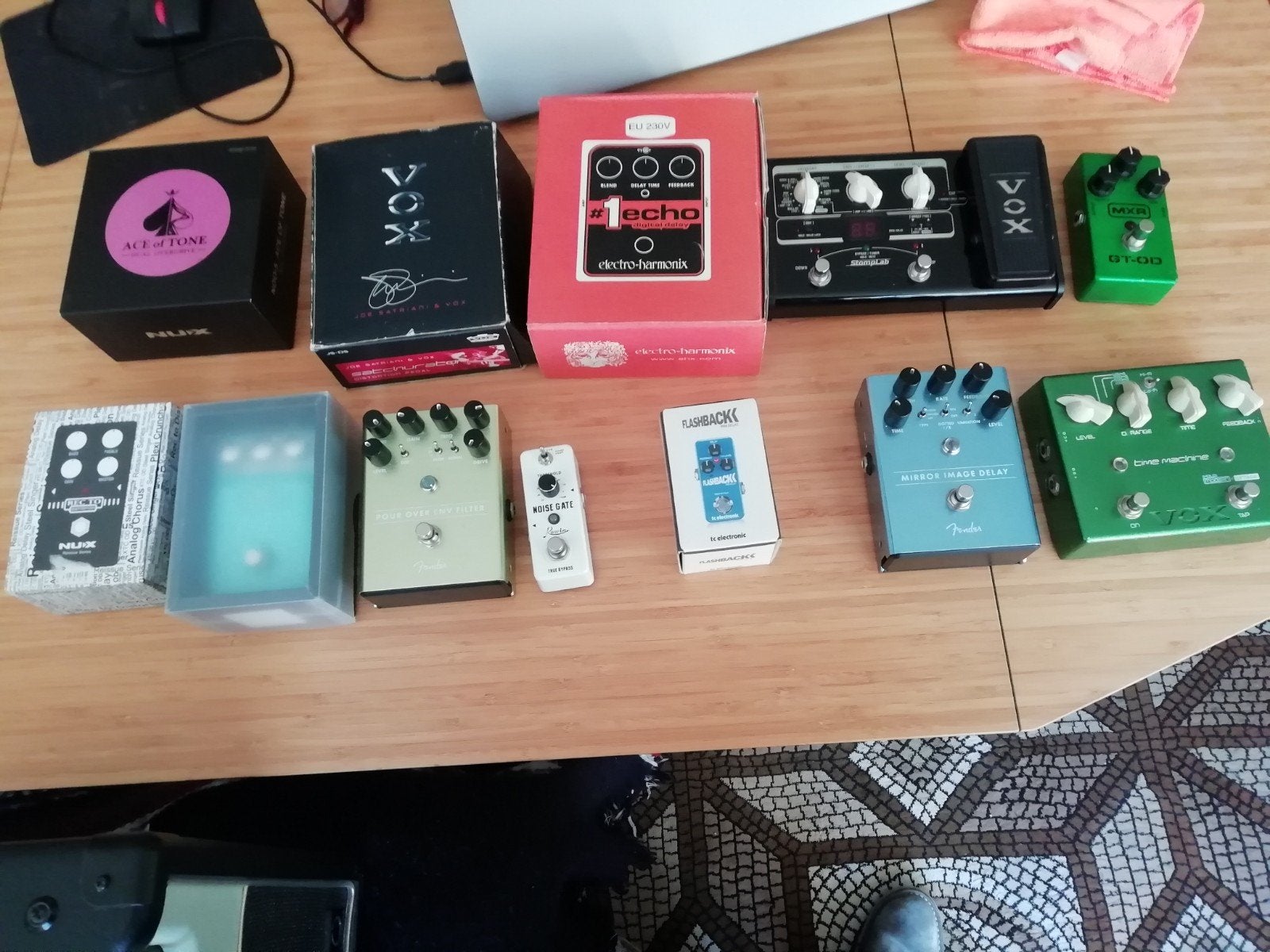 Gitaar effectpedalen: diverse merken en types, Ophalen of Verzenden, Zo goed als nieuw, Delay of Echo