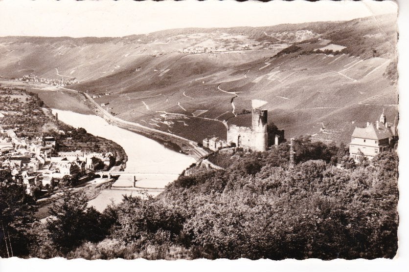 Bernkastel-Kues a.d. Mosel - R.B. Hoekknikje. 03-10, Ophalen of Verzenden, 1940 tot 1960, Gelopen, Duitsland