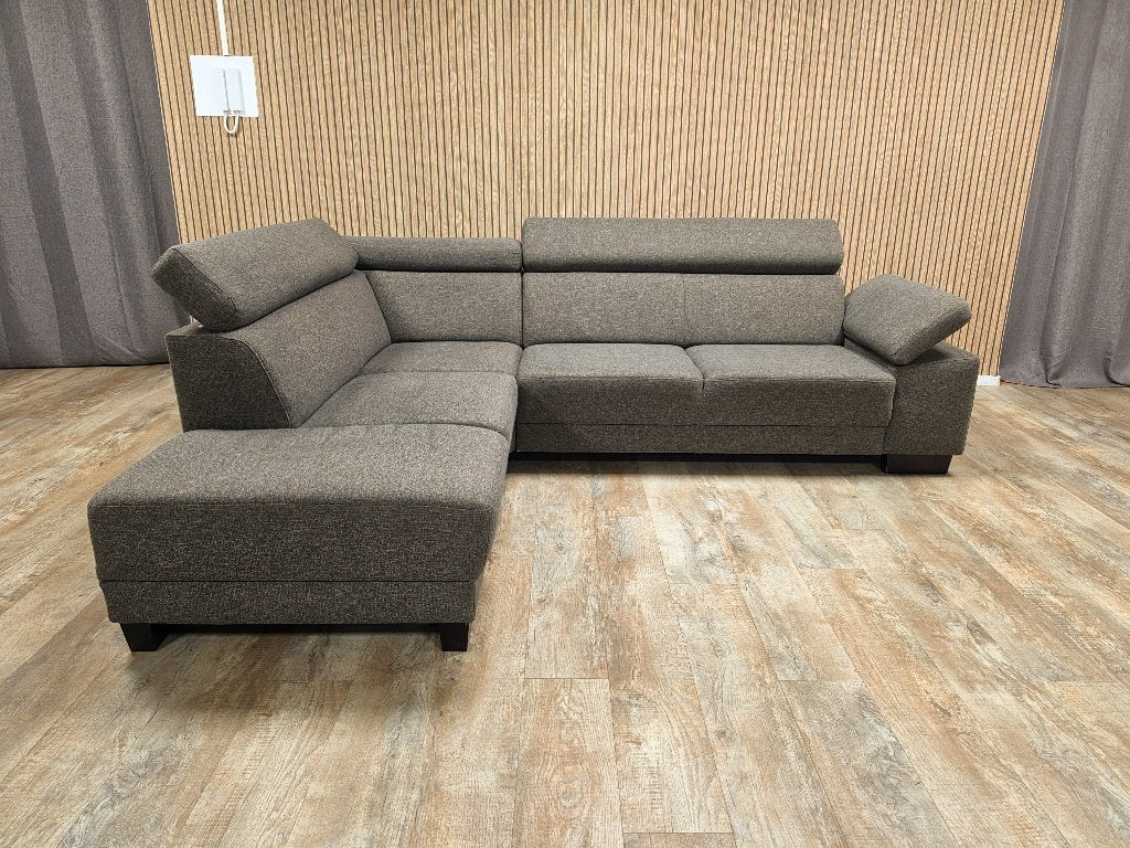 Mooi Taupe Bruin Hoekbank met Hoofsteunen | 220x270, Info@banxtel.nl, Gebruikt, Hoekbank, Hoekbank