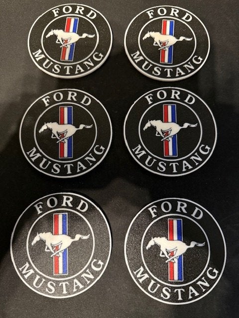 Ford Mustang Onderzetters – Set van 6 | Uniek Design | Nieuw, Glasonderzetter, Nieuw, Ophalen of Verzenden, Overige kleuren