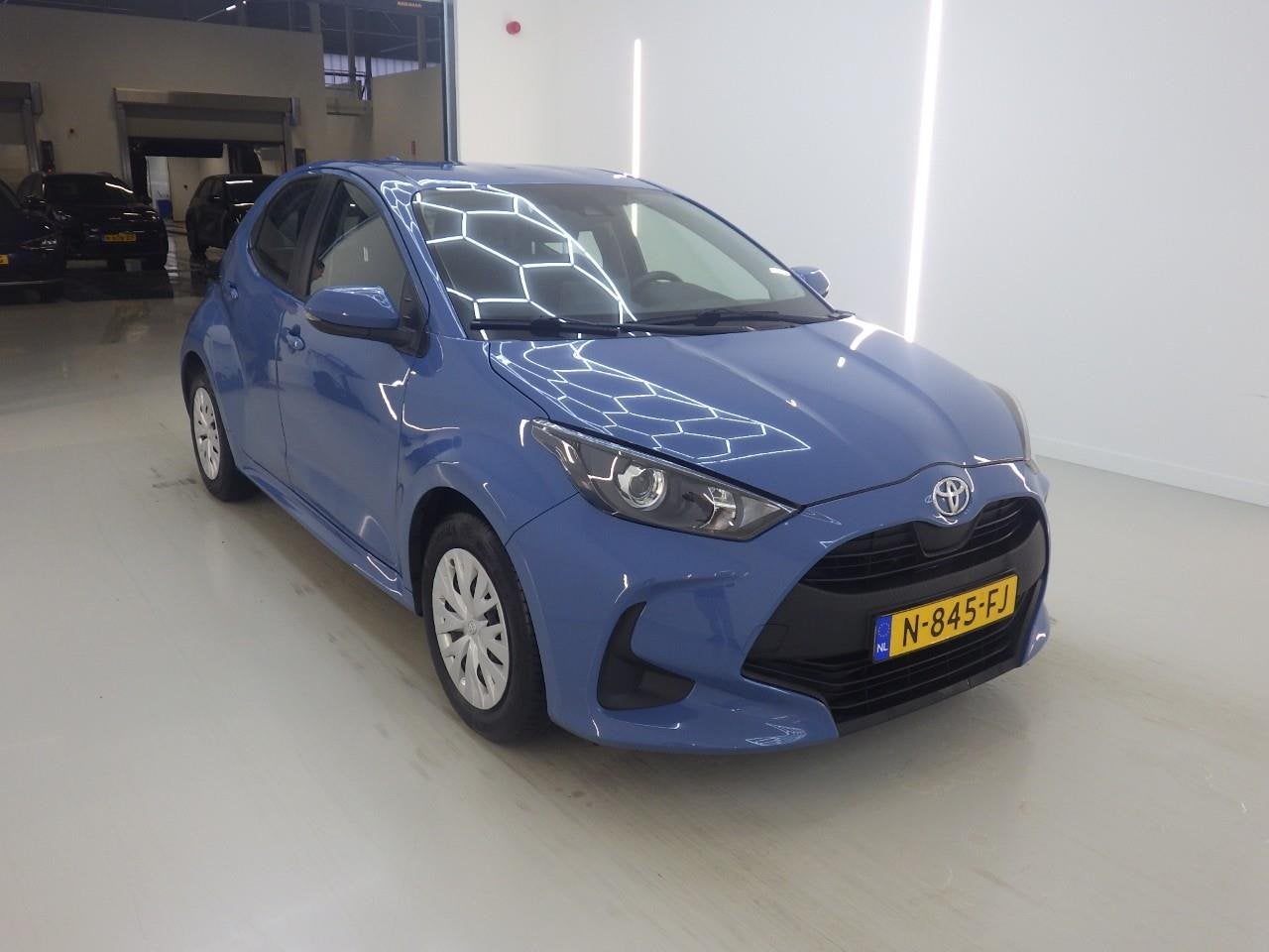 Toyota Yaris 1.0 VVT-i Active ✅1e EIGENAAR ✅CARPLAY ✅C, Auto's, Voorwielaandrijving, Stof, Gebruikt, 517 kg