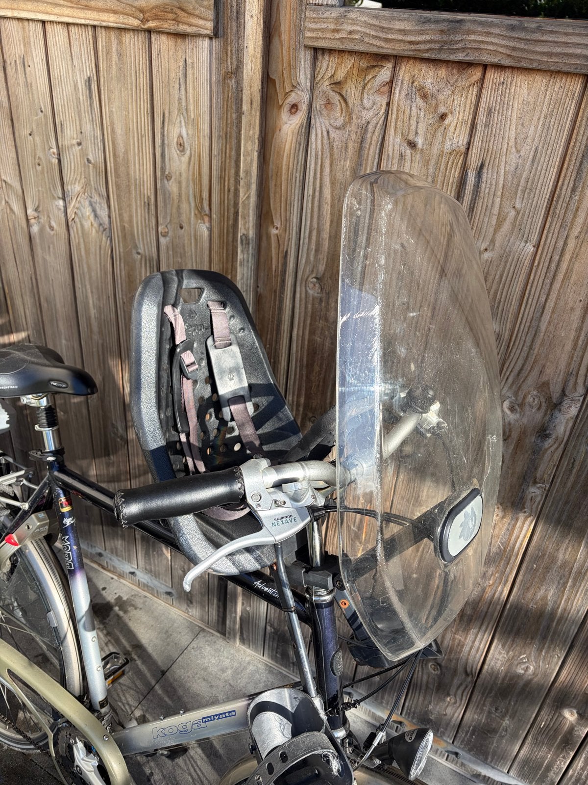 Yepp Mini fietsstoeltje met windscherm, Ophalen, Gebruikt, Voetsteuntjes, Voorzitje