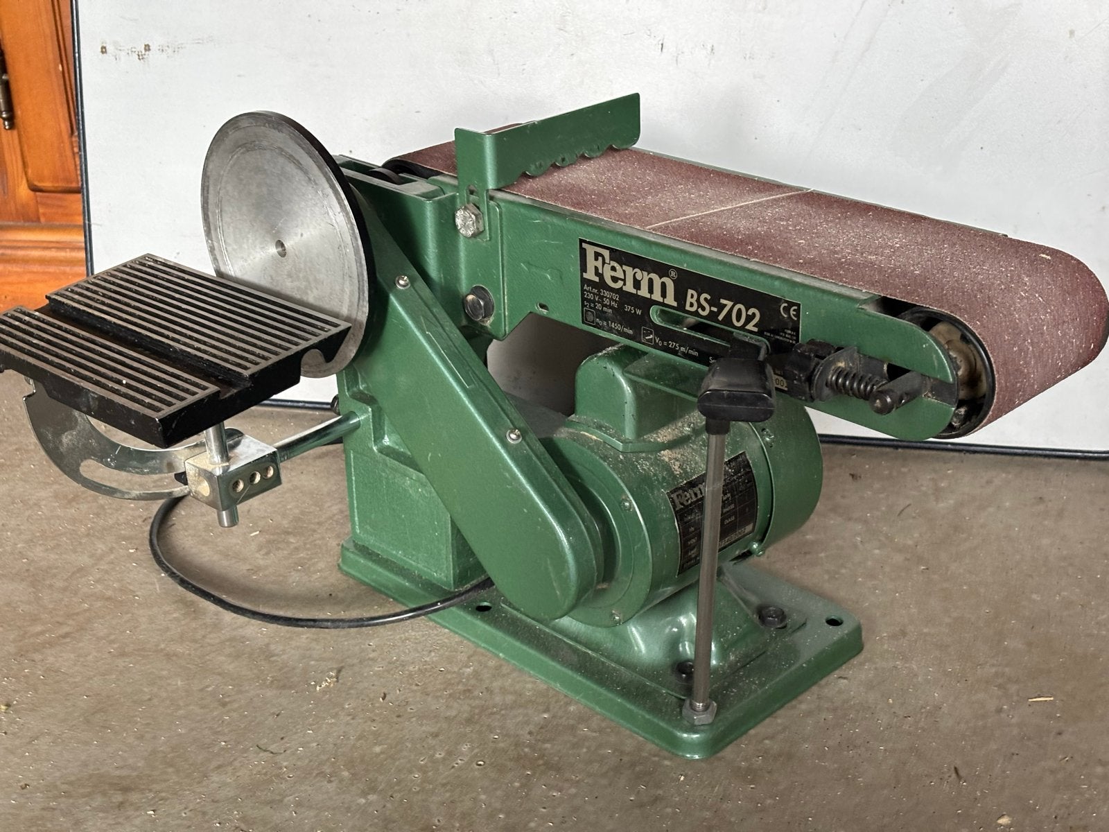 Ferm BS-702 Bandschuurmachine met schijfschuurder, Ophalen, Gebruikt, Minder dan 600 watt, Bandschuurmachine