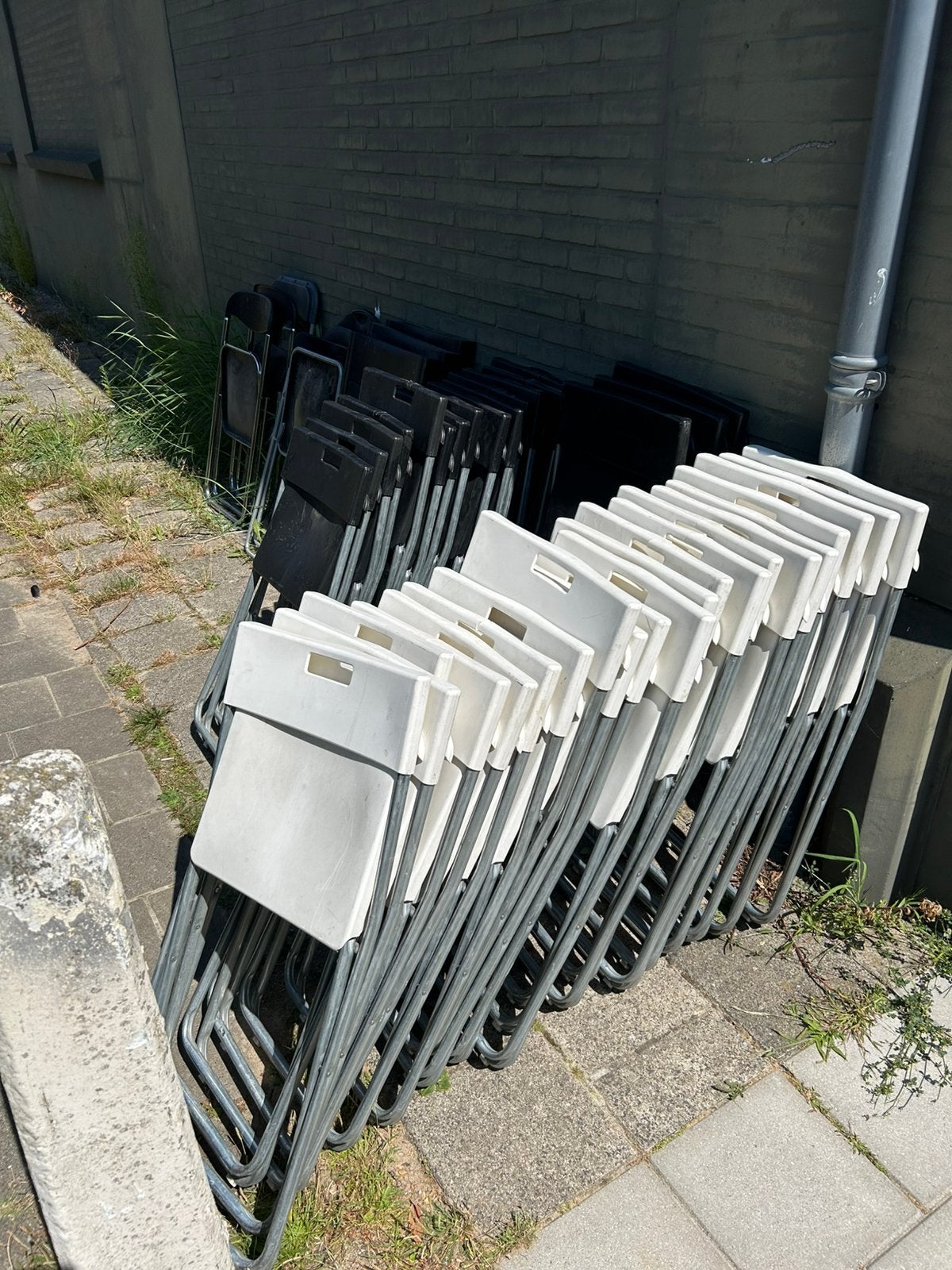 Partij van ongeveer 45 stuks klapstoelen, Ophalen, Gebruikt, Vijf, Zes of meer stoelen