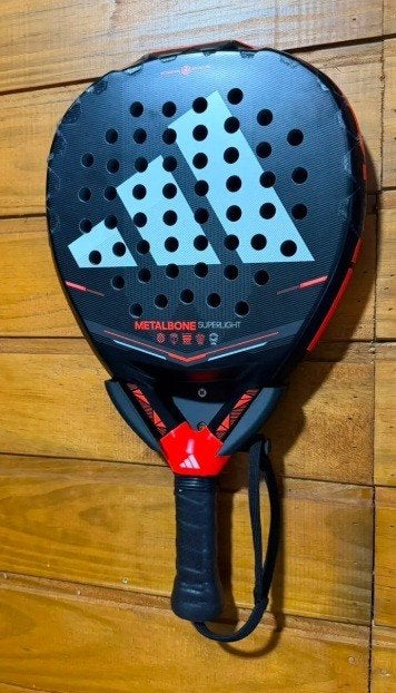 Padel Racket Wandhouder / Muurbeugel, Ophalen of Verzenden, Nieuw, Padel-accessoire