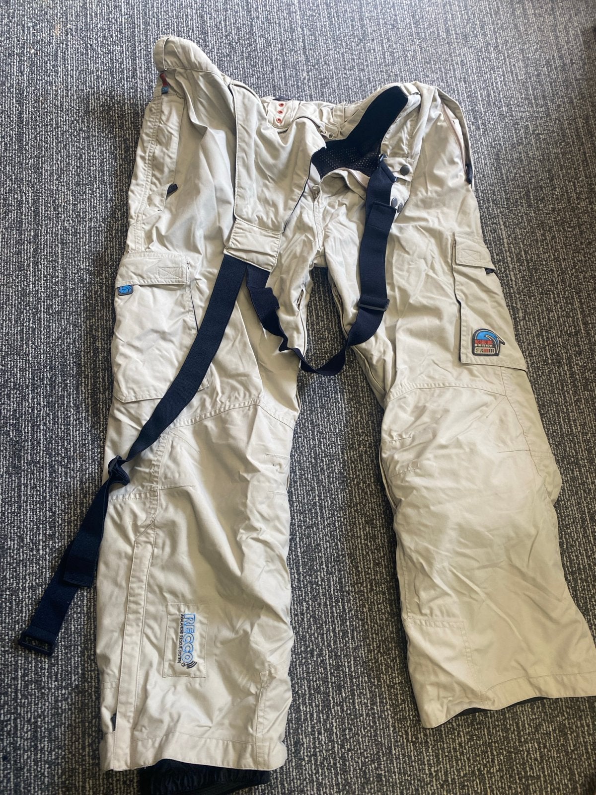 Heren ski-/snowboardbroek met bretels - Maat L merk TCMM, Ophalen of Verzenden, Gedragen, Maat 42/44 (L), Broek
