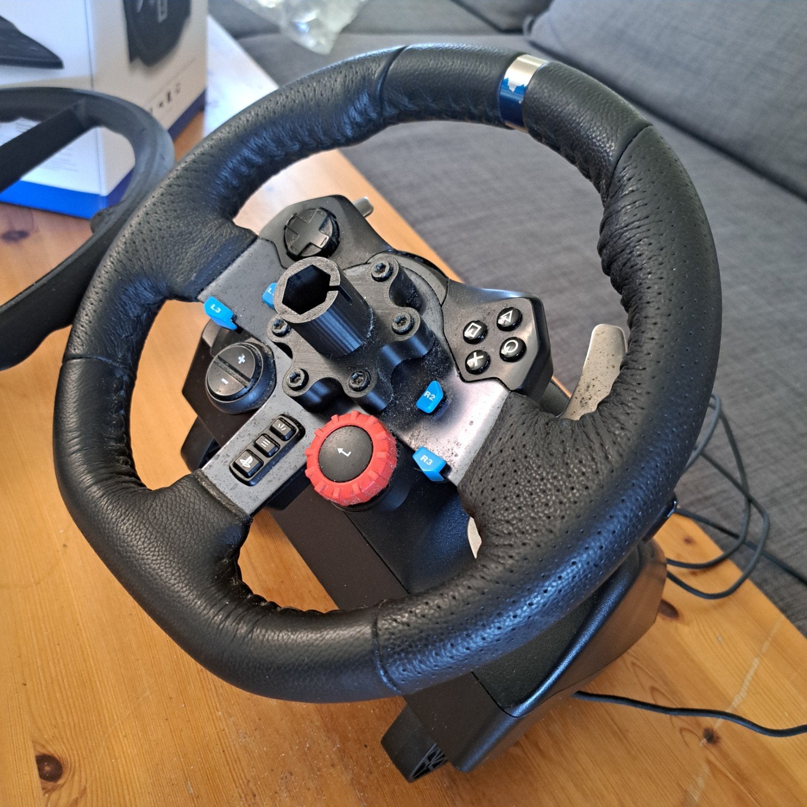 Logitech g29 + 3spaak., Spelcomputers en Games, Spelcomputers | Overige Accessoires, Ophalen, Racestuur, Gebruikt, Force feedback
