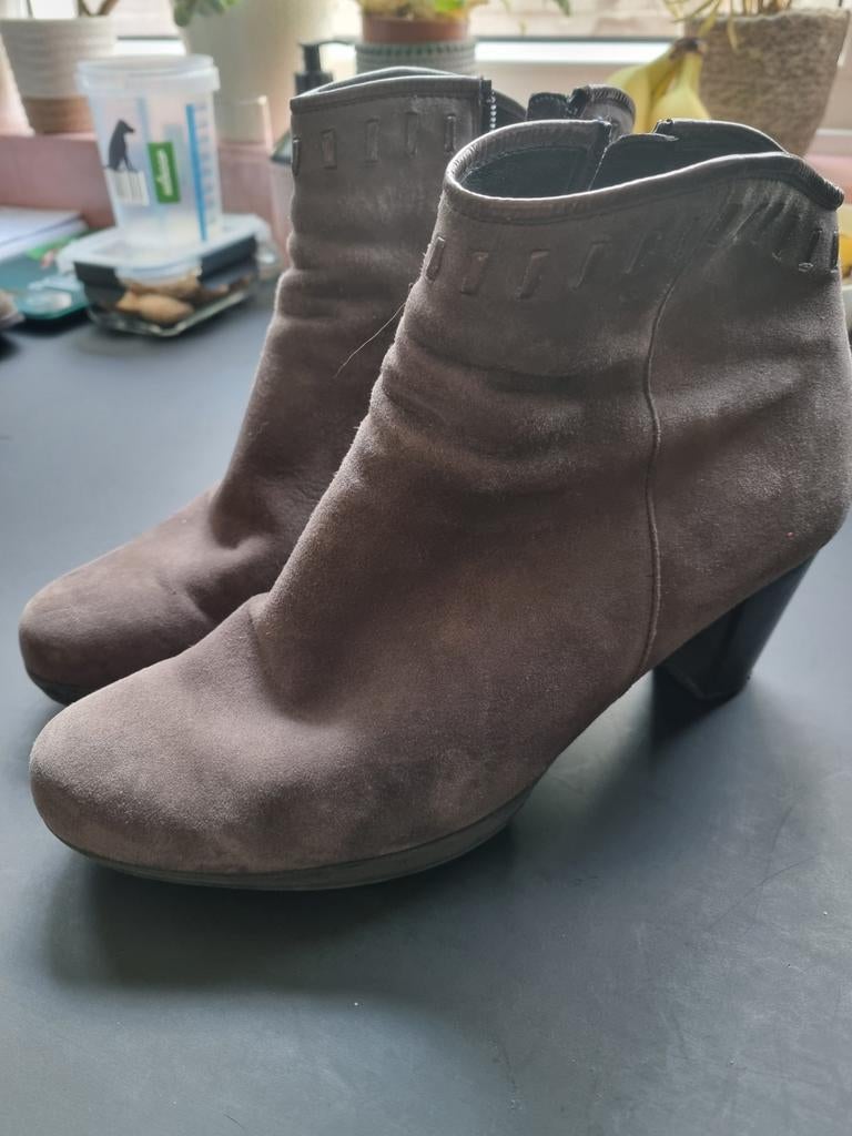 Nette Gabor bruine enkellaarsjes, maat 39, Kleding | Dames, Schoenen, Ophalen of Verzenden, Zo goed als nieuw, Bruin
