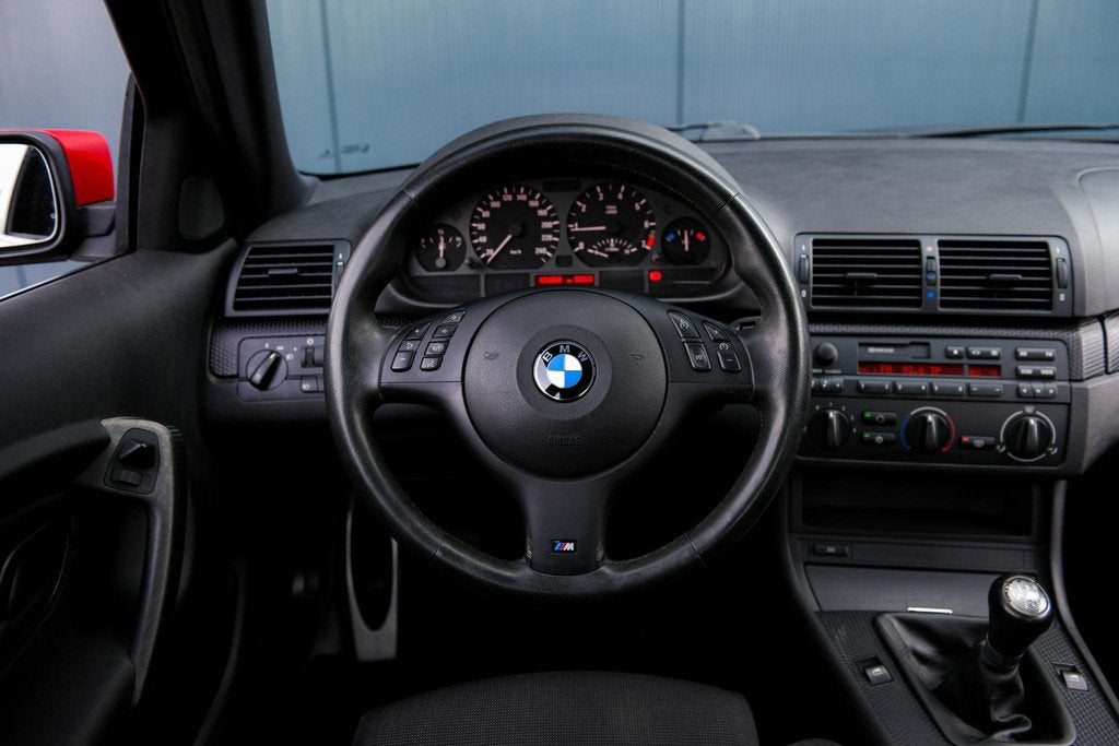 BMW 3-serie Compact 318ti M Sport | M Sport | Airco | PDC |, Auto's, BMW, Achterwielaandrijving, Parkeersensor, Alcantara, Handgeschakeld